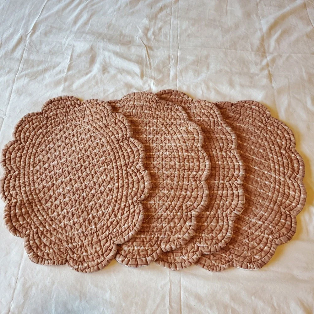 Set of 4 Reversible Quilted Cotton Placemats Paisley Floral Scalloped Oval 17x12